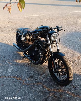  Harley 883 anno 2010