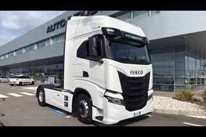 IVECO S-Way AS 440 S49 T/P U90383