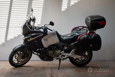 Honda Varadero XL1000 completa di accessori