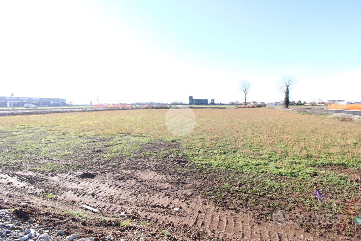 TERRENO A ROVATO - Vista 5