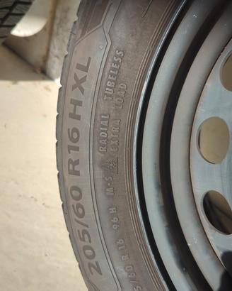 gomme invernali complete + scorta
