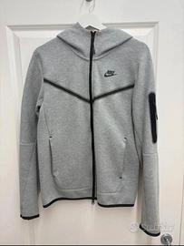 Nike Tech Fleece Grigia