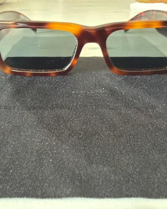 Yves Saint Laurent SL 660