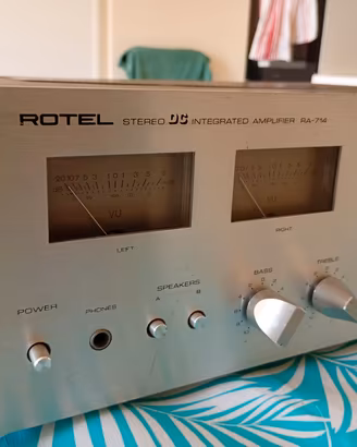 amplificatore rotel Ra 714