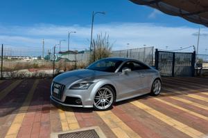 Audi TTs