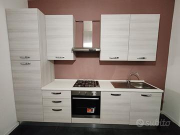 Cucina 240x300