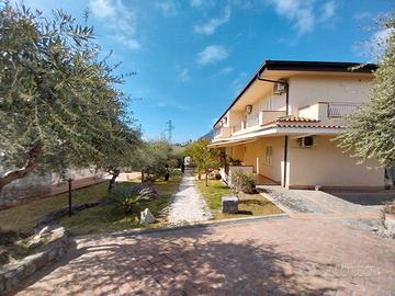 Edificio adibito a Bed & Breakfast
