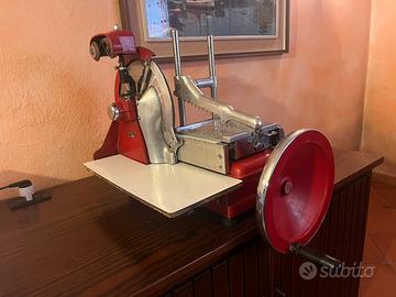 Affettatrice a Volano SAN GIORGIO