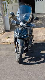 Voge SR16 125
