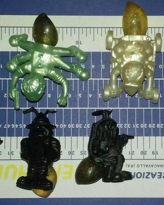 Lotto 7 Modellini vintage toy soldatini Kombattini