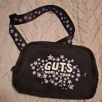 Borsello  VIP concerto Olivia Rodrigo 2024