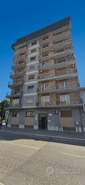 Viale Magna Grecia Appartamento con terrazzo