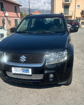 Suzuki Grand Vitara 1.9 DDiS 5 porte Executive 200