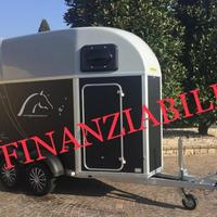 Trailer van per cavalli single con selleria