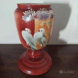 vaso vintage dipinto in opalina