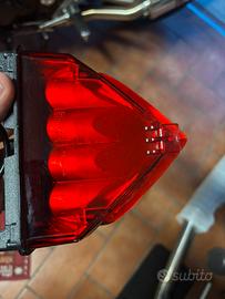 Honda CB1000 R 2008-2016 faro post.