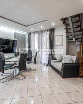 DUPLEX RISTRUTTURATO A CORREGGIO