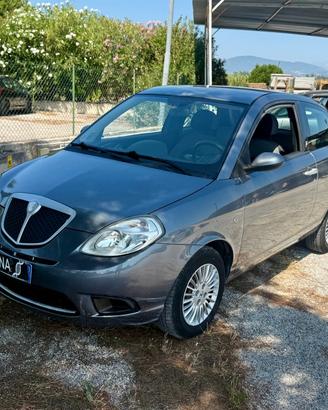 Lancia Ypsilon 1.2 Benzina/Metano NEOPATENTATI