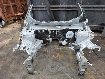 PARTE ANTERIORE TOYOTA AYGO X