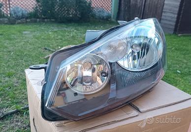 FARO ANTERIORE SX GOLF 6 