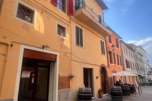 Fondo commerciale mq. 45 circa Corso Asciano