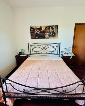 Letto matrimoniale in ferro battuto matrimoniale