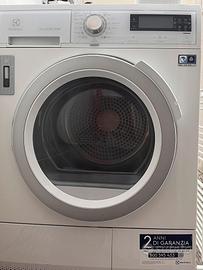 Asciugatrice Electrolux da riparare perde acqua