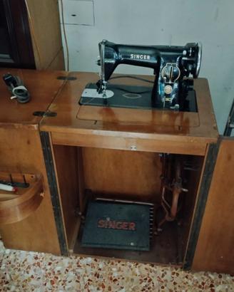 Macchina da cucire Singer 15 M elettrificata