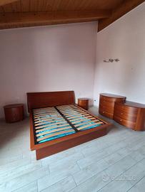 CAMERA DA LETTO CON LETTO CONTENITORE