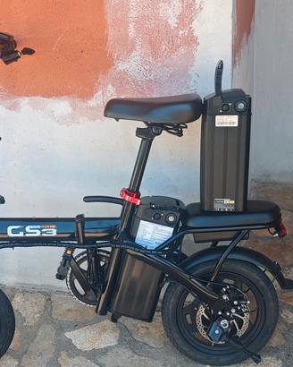 bici elettrica 250w  con batteria da ricambio e