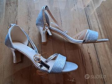 sandali argentati donna