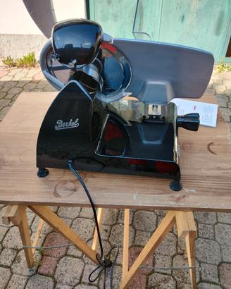 Affettatrice berkel lama 250 nera