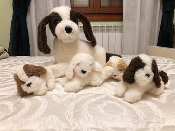 Peluches mamma cane con cagnolini