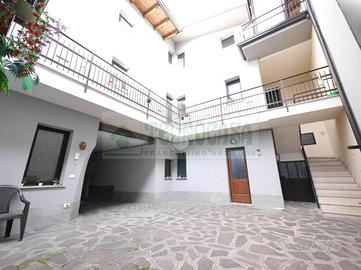 CASA INDIPENDENTE A URAGO D'OGLIO
