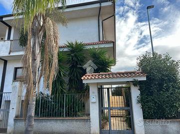 PORZIONE DI BIFAMILIARE A LAMEZIA TERME