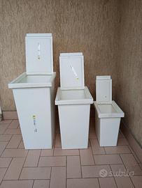 contenitori/bidoni con coperchio