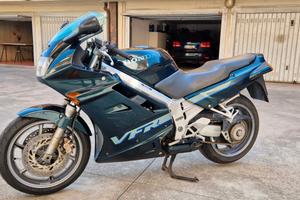 Honda VFR 750