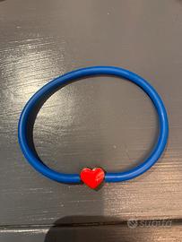 Braccialetti con elementi intercambiabili