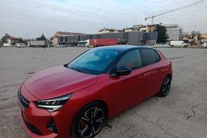 Opel corsa GS line 100 CV 