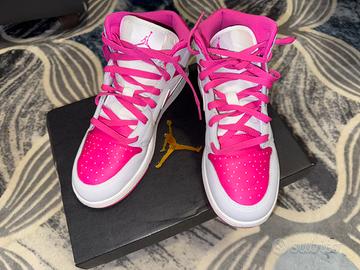 Jordan 1 Mid taglia 39 rosa