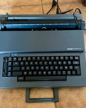 Macchina da scrivere elettrica Olivetti