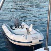 Gommone e motore fuoribordo Yamaha 4 cavalli 4 te