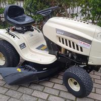 Trattorino tagliaerba MTD