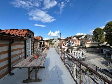 4 LOCALI A SAN POTITO ULTRA