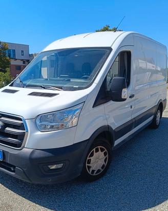Ford Transit 2.0 EcoBlue Hybrid 130cv L2H2