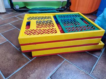 Contenitori ripiegabili impilabili