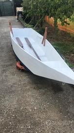 barca in perfette condizioni tipica pesca lago