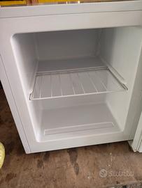 Mini congelatore verticale 