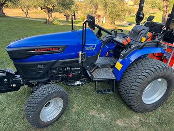 Trattore Farmtrac 26 idrostatico ruote Turf