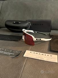 Occhiali da sole Oakley Sutro con lente a specchio